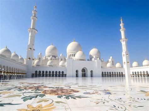 abu dhabi tourist attractions.